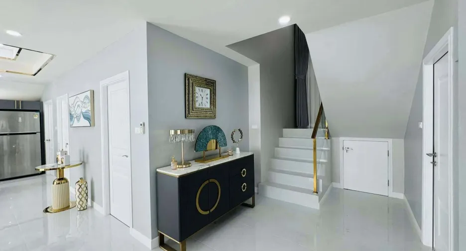For sale 4 bedrooms house in Bang Lamung, Chonburi