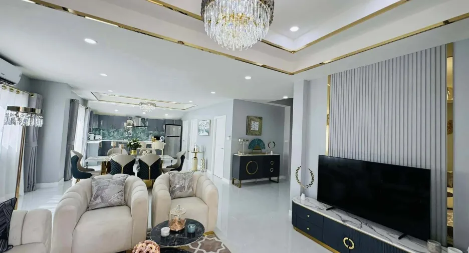 For sale 4 bedrooms house in Bang Lamung, Chonburi