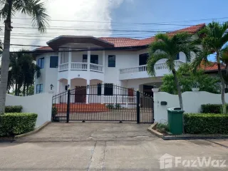À vendre et à louer 4 chambres maison à Bang Lamung, Chonburi