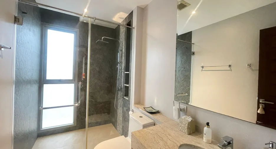 Villa en venta de 4 habitaciones en Thalang, Phuket