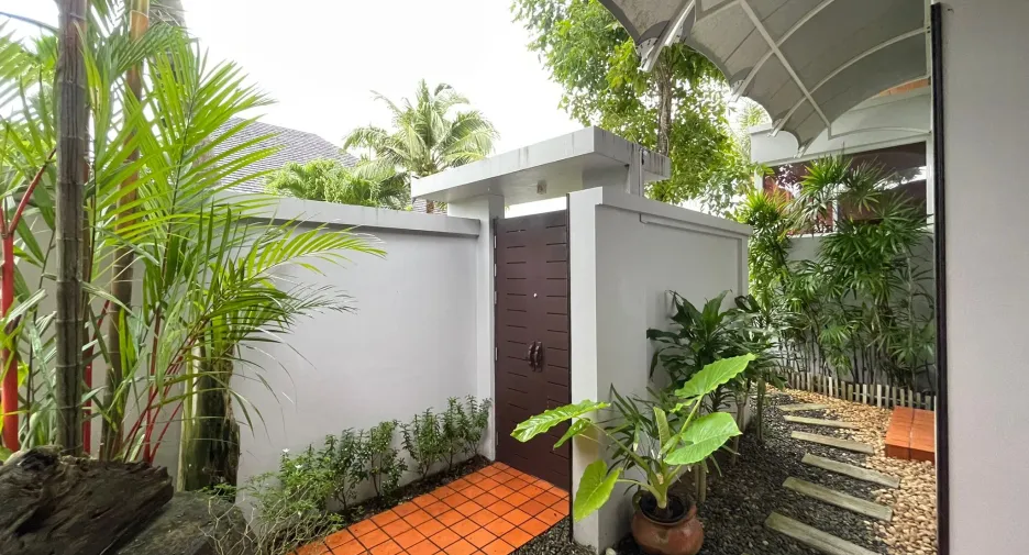 Villa en venta de 4 habitaciones en Thalang, Phuket