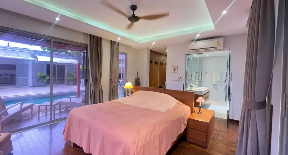 Villa en venta de 4 habitaciones en Thalang, Phuket