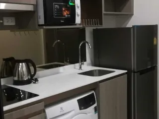 For rent and for sale studio condo in Watthana, Bangkok