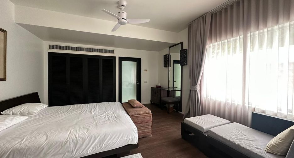 For rent 3 bedrooms condo in Kathu, Phuket