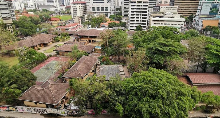 For sale and for rent 2 bedrooms condo in Watthana, Bangkok