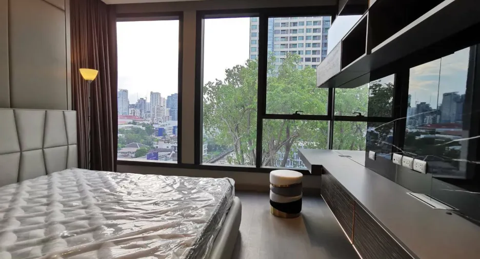 For sale and for rent 2 bedrooms condo in Watthana, Bangkok