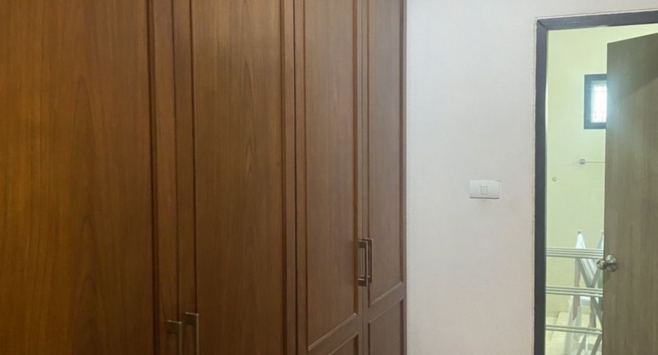 For sale 3 bedrooms house in Hua Hin, Prachuap Khiri Khan