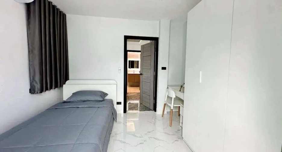 À louer 4 chambres villa à Bang Lamung, Chonburi