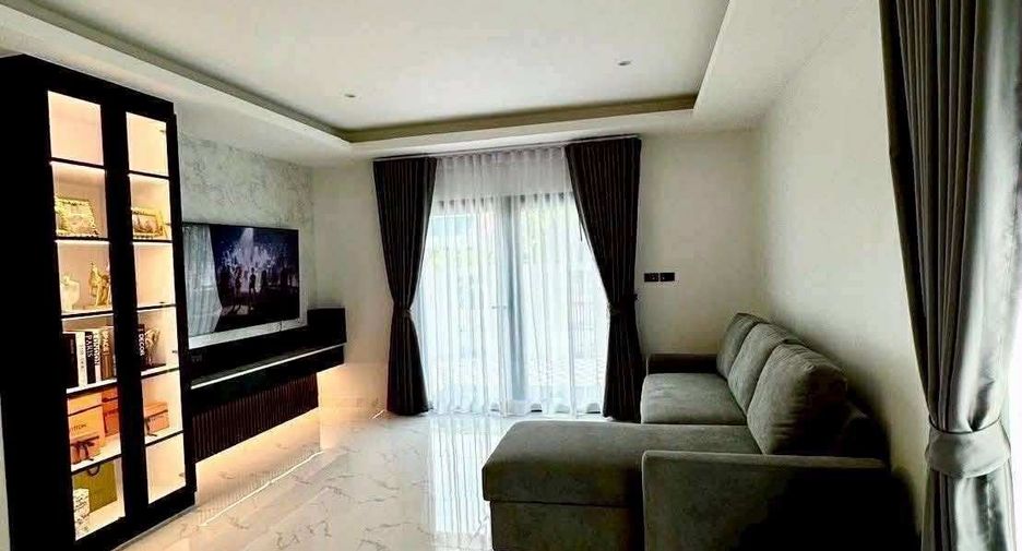 À louer 4 chambres villa à Bang Lamung, Chonburi