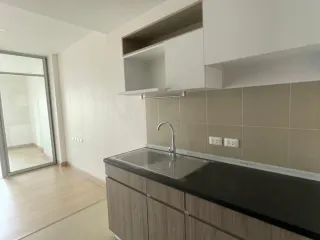 Wohnung zum Kauf mit 1 Zimmer in Chom Thong, Bangkok