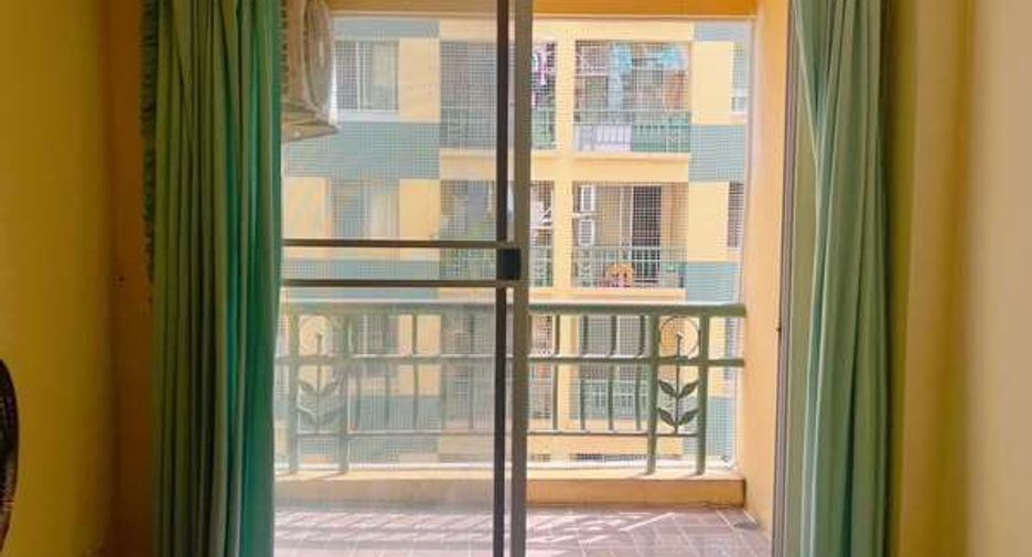 For sale 1 bed condo in Bang Na, Bangkok