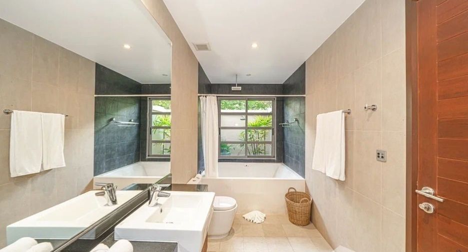 For sale 4 bedrooms villa in Thalang, Phuket