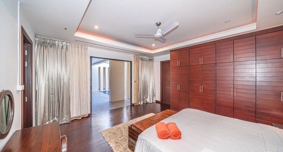 For sale 4 bedrooms villa in Thalang, Phuket