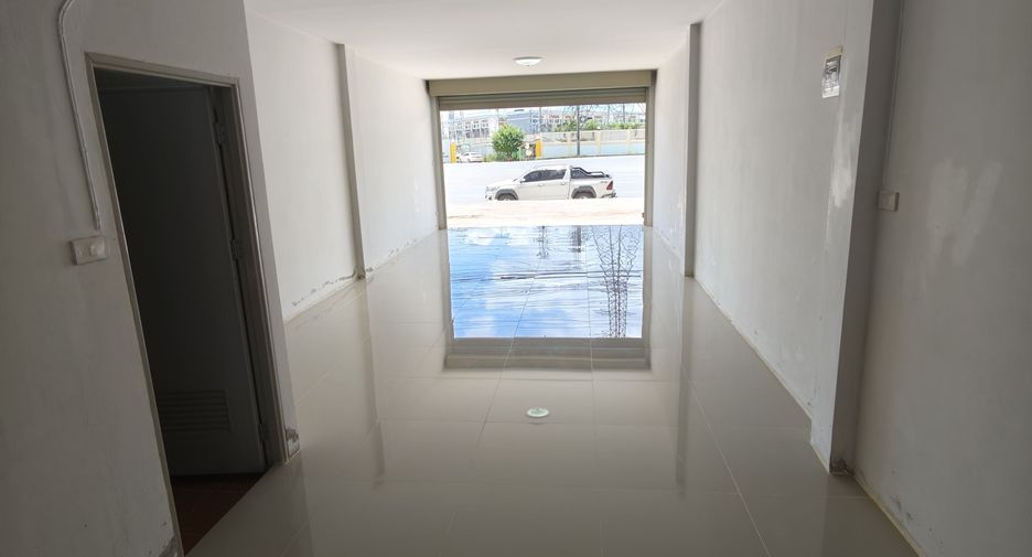 For rent 3 bedrooms house in Mueang Khon Kaen, Khon Kaen