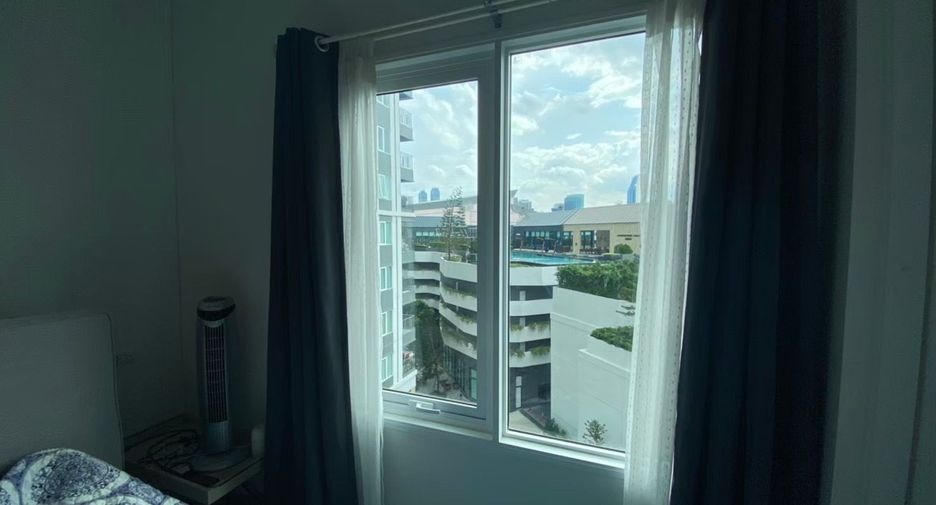 For sale and for rent 1 bed condo in Huai Khwang, Bangkok