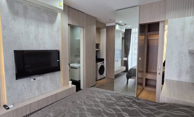 For sale スタジオ condo in Khlong Toei, Bangkok
