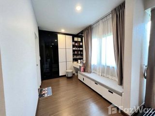For sale and for rent 4 bedrooms house in Sai Mai, Bangkok