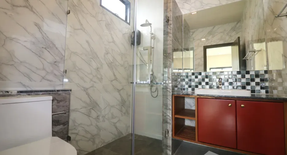 For sale 3 bedrooms house in Mueang Nongbua Lamphu, Nong Bua Lamphu