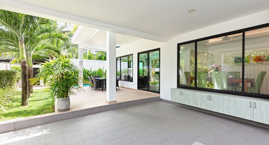 For sale 3 bedrooms villa in Kathu, Phuket
