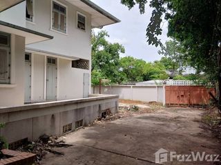 出售 土地 在 Phaya Thai, 曼谷