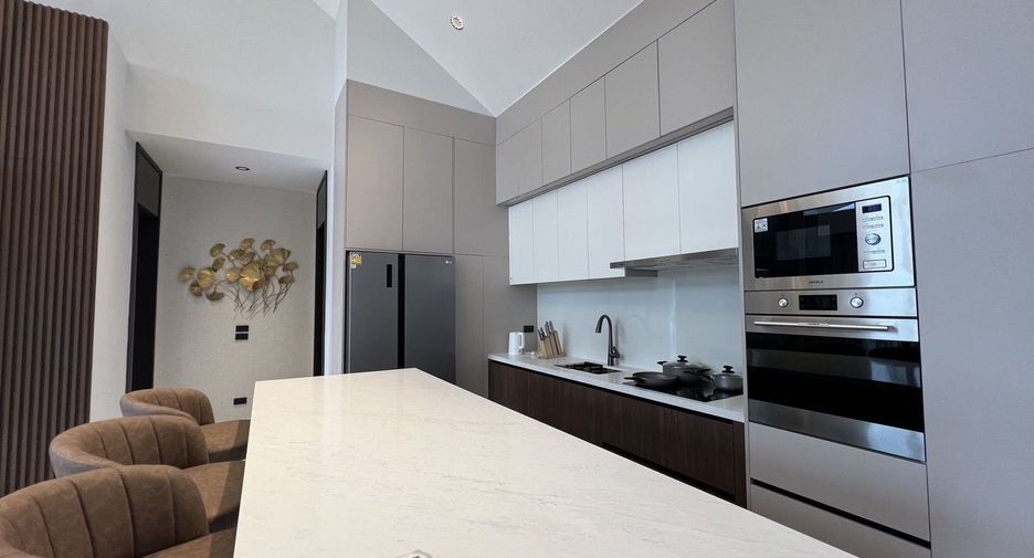 Haus zur Miete mit 4 Zimmer in Bang Lamung, Chonburi