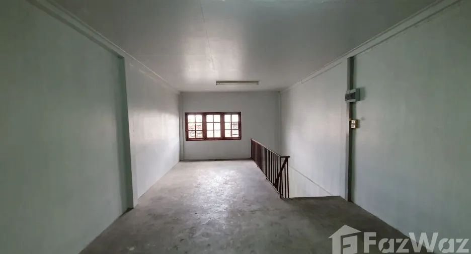 For sale そして for rent 3 ベッドルーム office in Min Buri, Bangkok