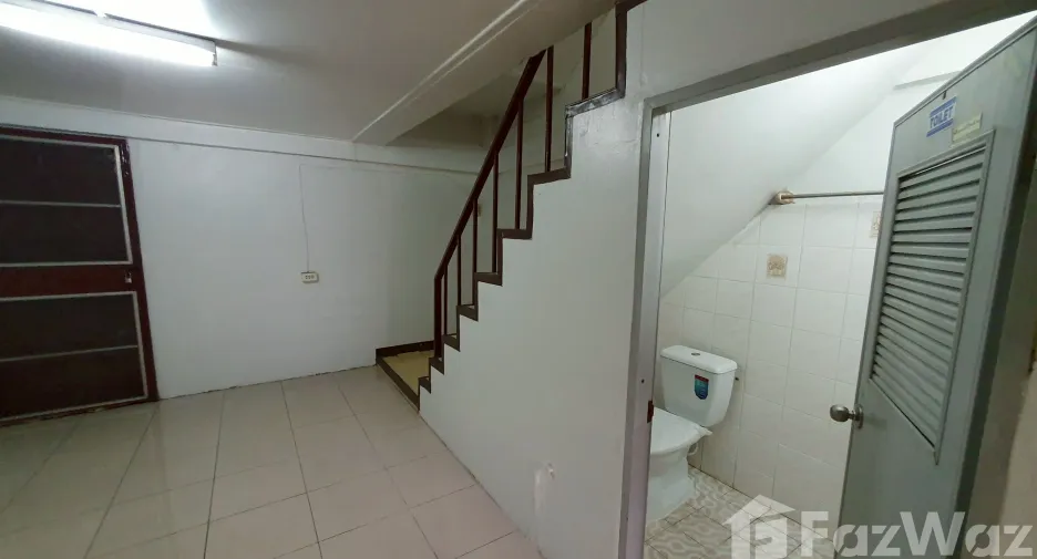 For sale そして for rent 3 ベッドルーム office in Min Buri, Bangkok