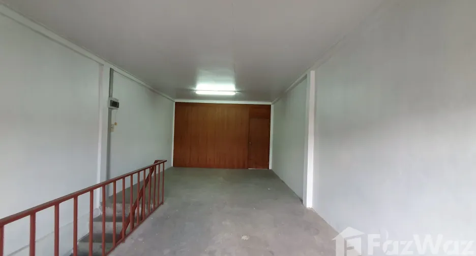 For sale そして for rent 3 ベッドルーム office in Min Buri, Bangkok