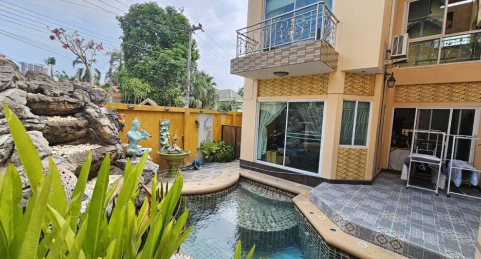 Villa en venta de 5 habitaciones en Bang Lamung, Chonburi