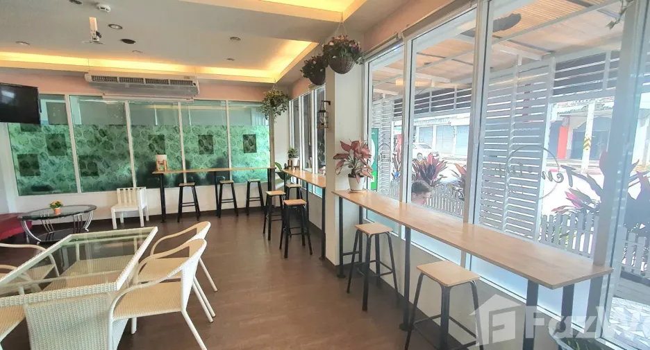 For sale 34 bedrooms hotel in Mueang Surat Thani, Surat Thani