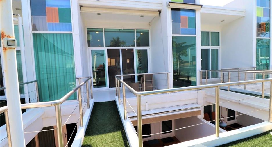 Villa en venta de 2 habitaciones en Sattahip, Chonburi