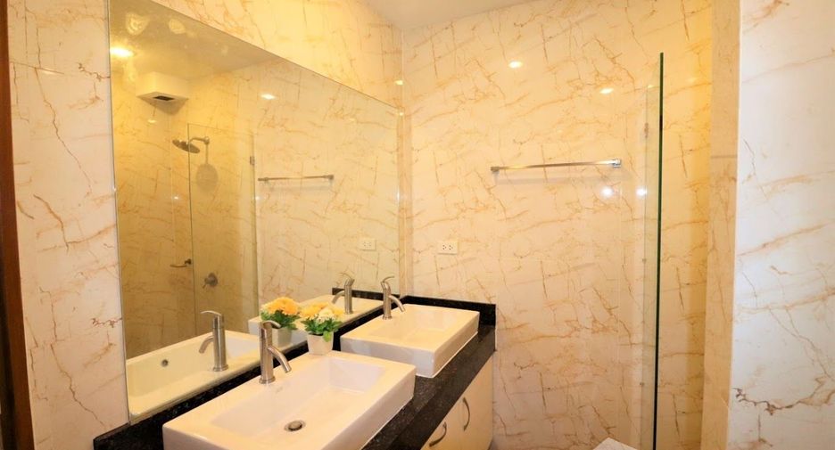 Villa en venta de 2 habitaciones en Sattahip, Chonburi