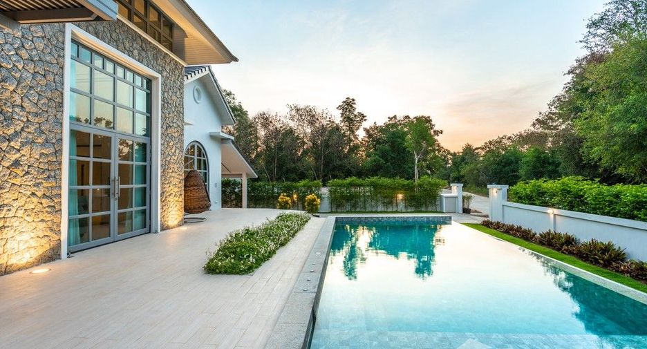 For sale 3 bedrooms villa in Hua Hin, Prachuap Khiri Khan