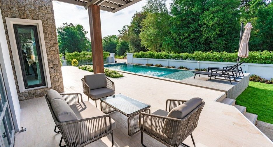 For sale 3 ベッドルーム villa in Hua Hin, Prachuap Khiri Khan