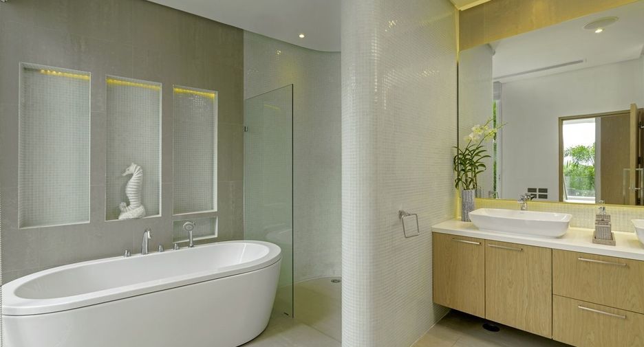 For sale 6 bedrooms villa in Thalang, Phuket