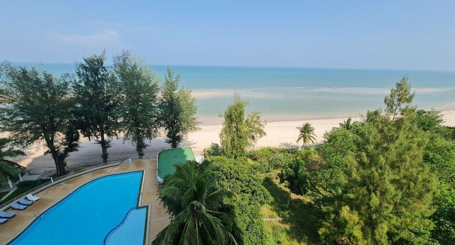 For sale 2 bedrooms condo in Cha Am, Phetchaburi