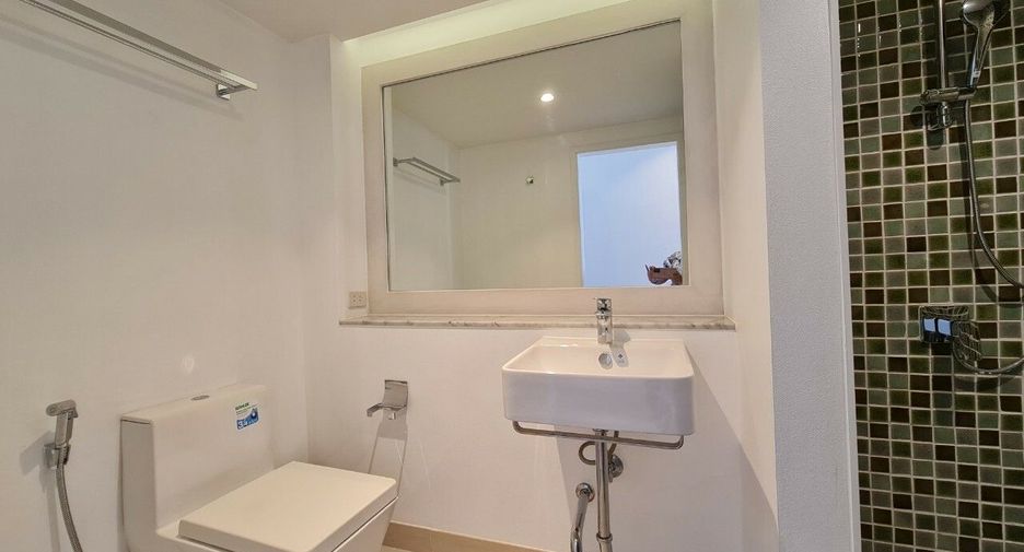 For sale 2 bedrooms condo in Cha Am, Phetchaburi