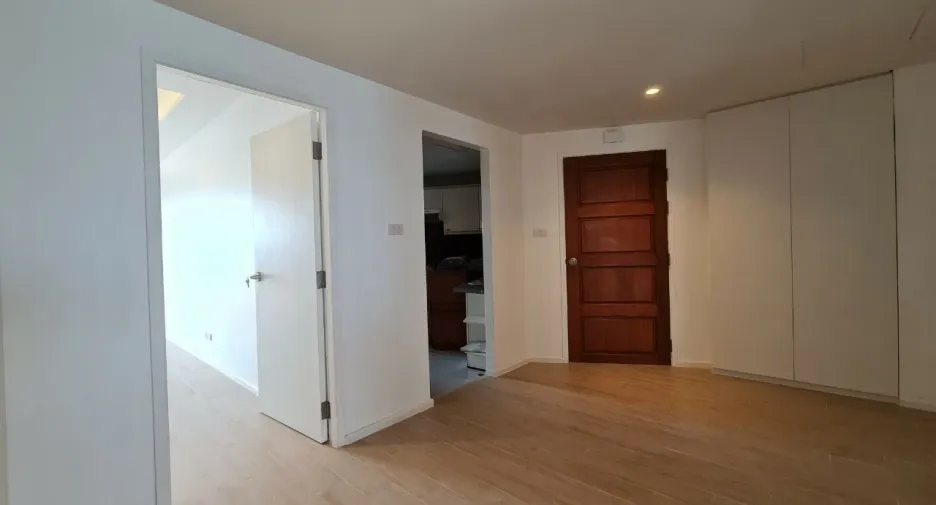 For sale 2 bedrooms condo in Cha Am, Phetchaburi