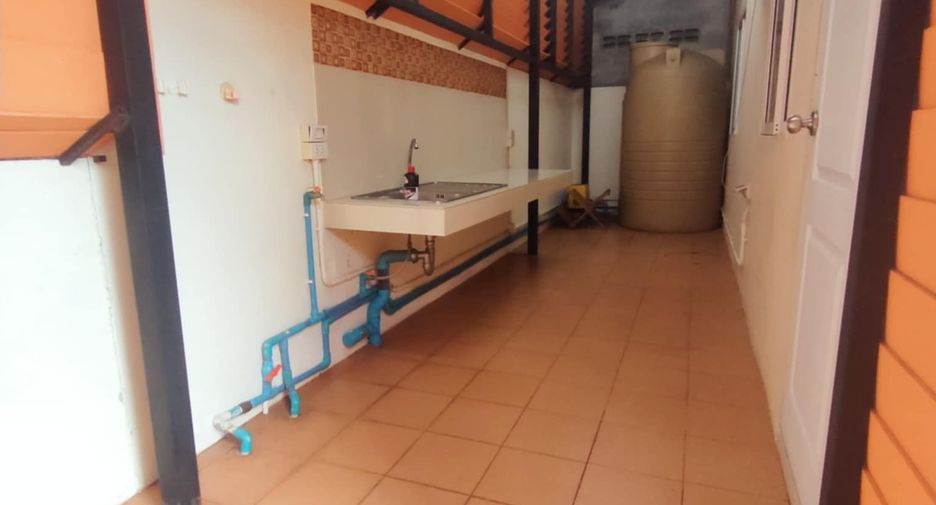 For sale 4 bedrooms house in Thalang, Phuket