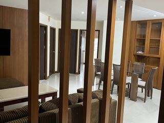For rent 3 bedrooms condo in Yan Nawa, Bangkok