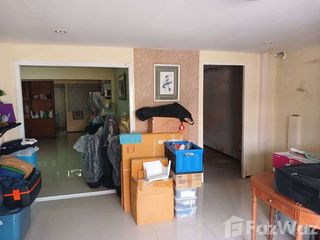 Casa adosada en venta de 2 habitaciones en Don Mueang, Bangkok