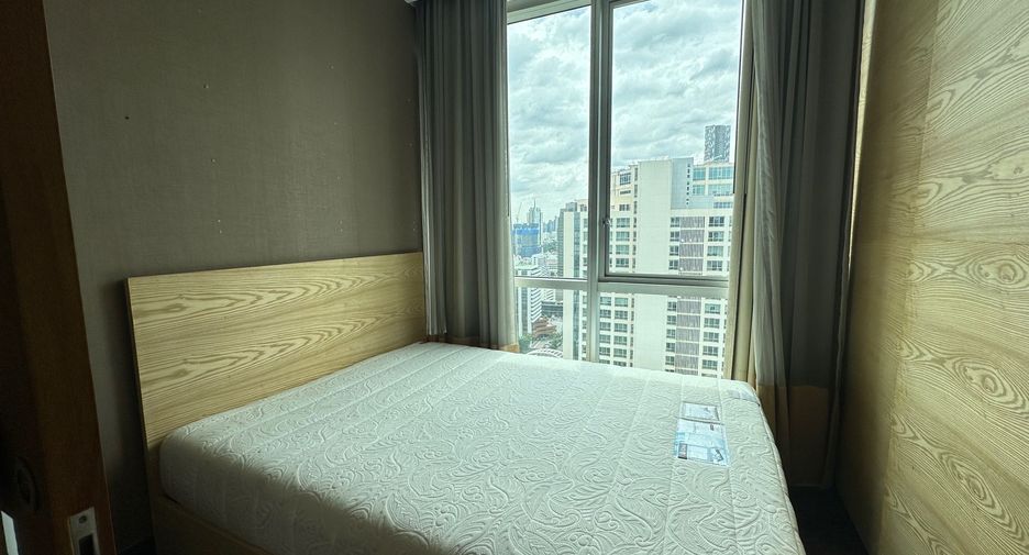 For sale 2 bedrooms condo in Sathon, Bangkok