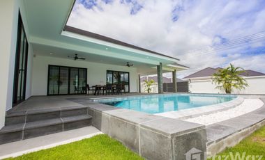 For sale 4 bedrooms villa in Hua Hin, Prachuap Khiri Khan
