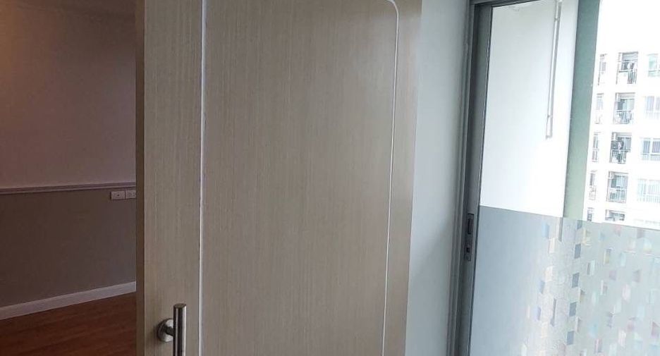 Condo en venta de 2 habitaciones en Yan Nawa, Bangkok