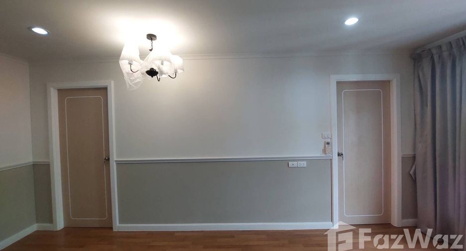 For sale 2 bedrooms condo in Yan Nawa, Bangkok