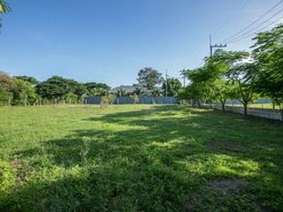 Terreno en venta en Hua Hin, Prachuap Khiri Khan