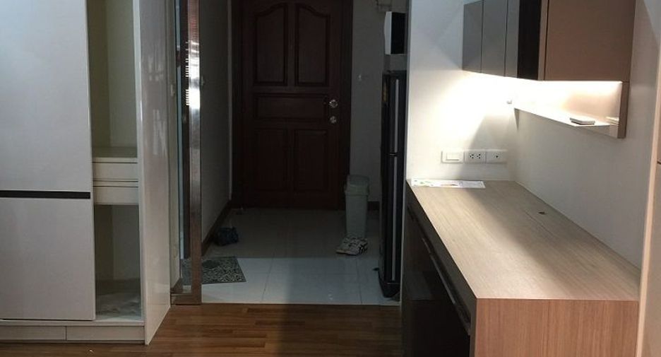 For sale and for rent studio condo in Huai Khwang, Bangkok