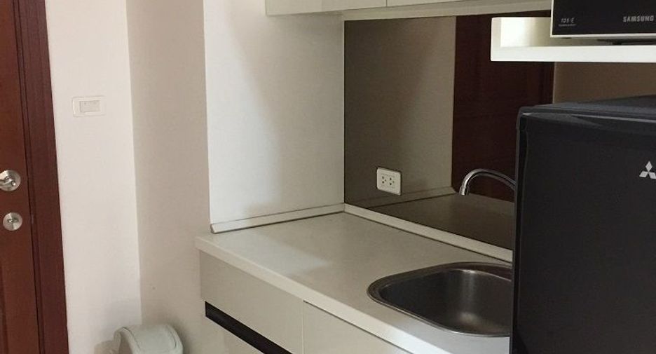 For sale and for rent studio condo in Huai Khwang, Bangkok