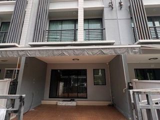 出售 和 出租 3 卧室 联排别墅 在 Mueang Nonthaburi, Nonthaburi