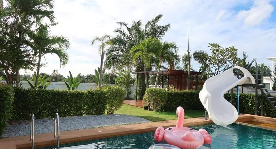 Villa zum Kauf und zur Miete mit 4 Zimmer in Bang Lamung, Chonburi